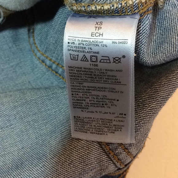 Old Navy Denim Jacket - Picture 5 of 6